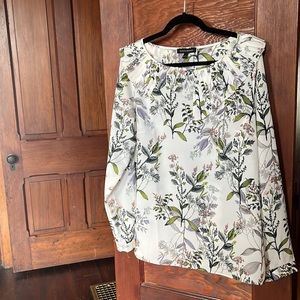 Large Banana Republic blouse, no tags, but never worn.